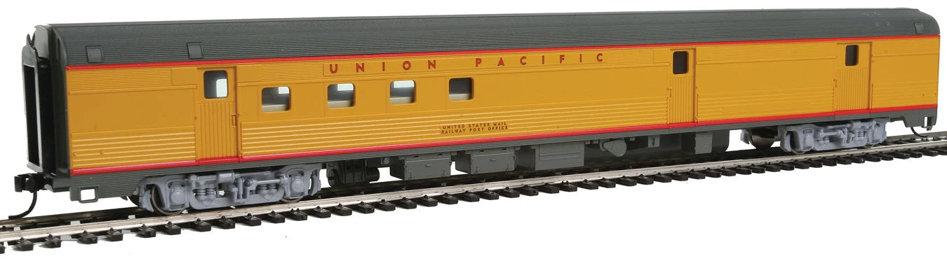 Walthers Mainline 910-30308 HO Scale 85' Budd RPO Car Union Pacific UP